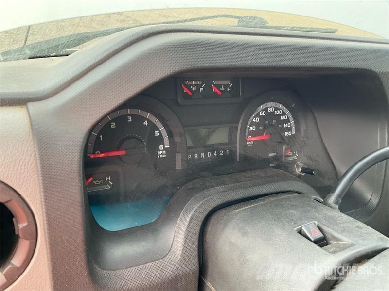 Ford E-450 4x2 Van Truck Sanduk kamioni