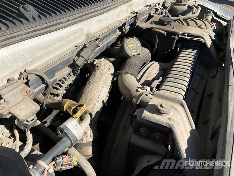 Ford E-450 4x2 Van Truck 厢式货车