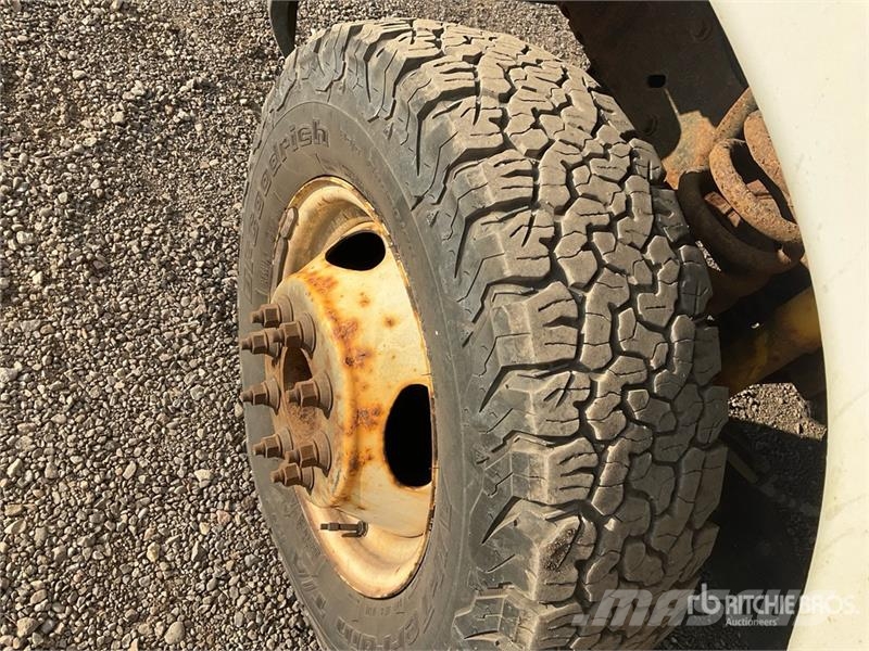 Ford E-450 4x2 Van Truck Sanduk kamioni