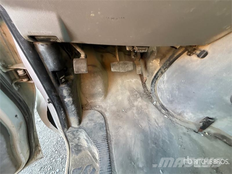 Ford E-450 4x2 Van Truck Sanduk kamioni