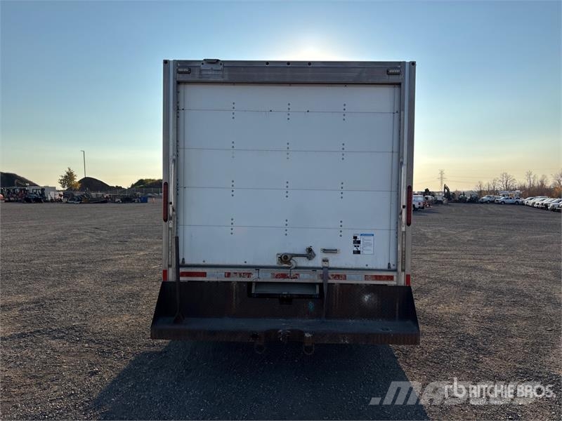 Ford E-450 4x2 Van Truck Sanduk kamioni