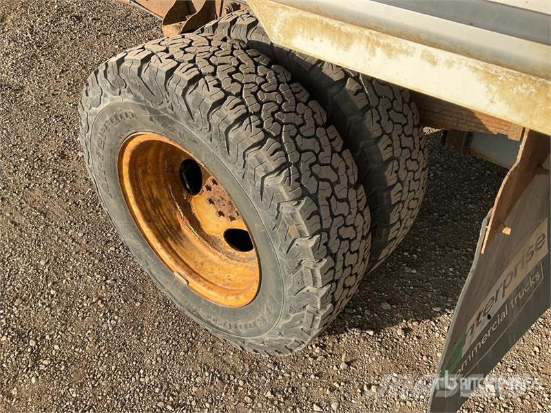 Ford E-450 4x2 Van Truck Sanduk kamioni