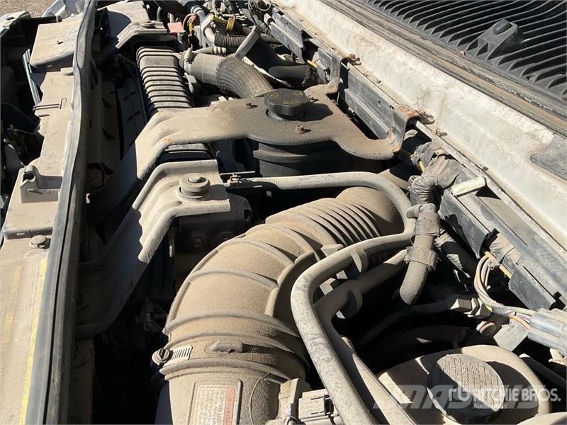 Ford E-450 4x2 Van Truck 厢式货车