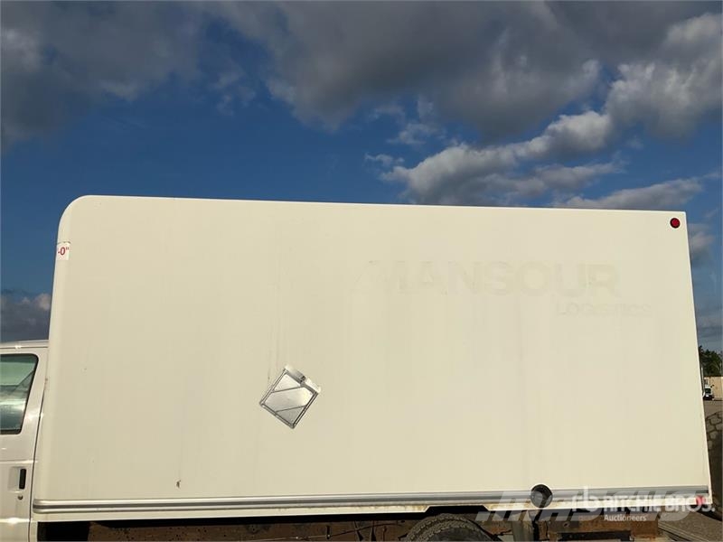 Ford E-450 4x2 Van Truck Sanduk kamioni