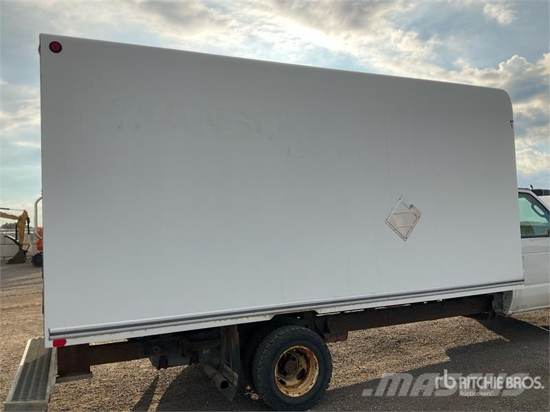 Ford E-450 4x2 Van Truck Sanduk kamioni