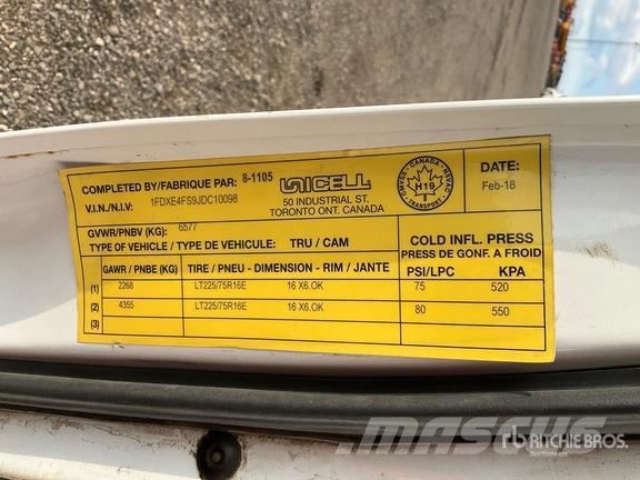Ford E-450 4x2 Van Truck Sanduk kamioni