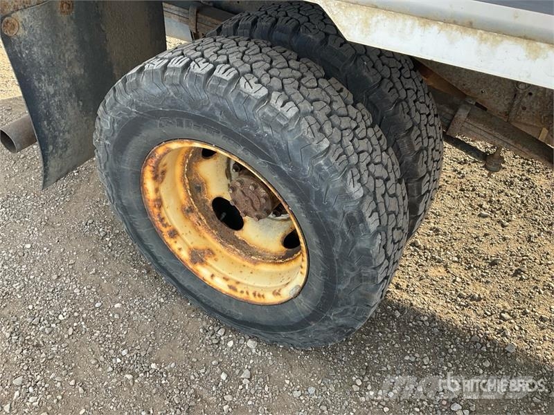 Ford E-450 4x2 Van Truck Sanduk kamioni