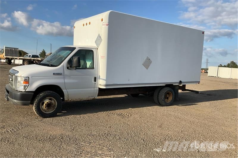 Ford E-450 4x2 Van Truck Sanduk kamioni