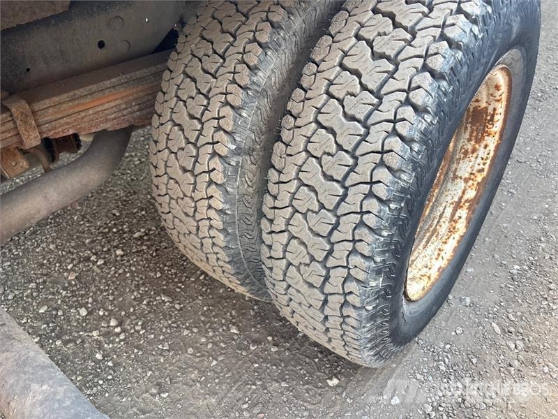 Ford E-450 4x2 Van Truck Sanduk kamioni