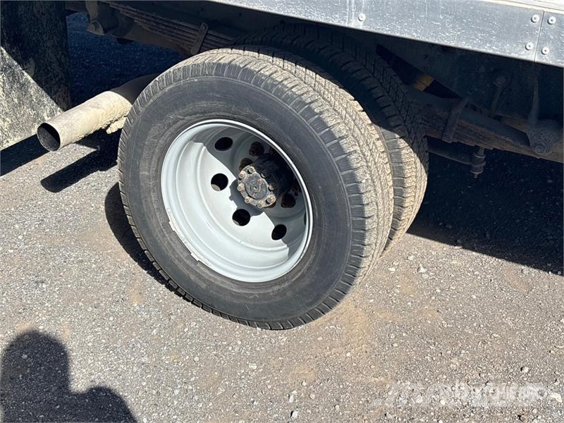 Ford E-450 Super Duty 4x2 Moving Van Truck Furgoonautod