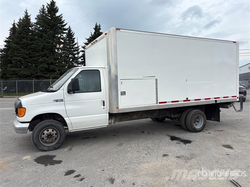 Ford E-450 Super Duty 4x2 Moving Van Truck Furgoonautod