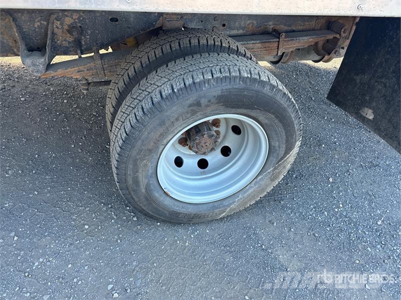 Ford E-450 Super Duty 4x2 Moving Van Truck Furgoonautod