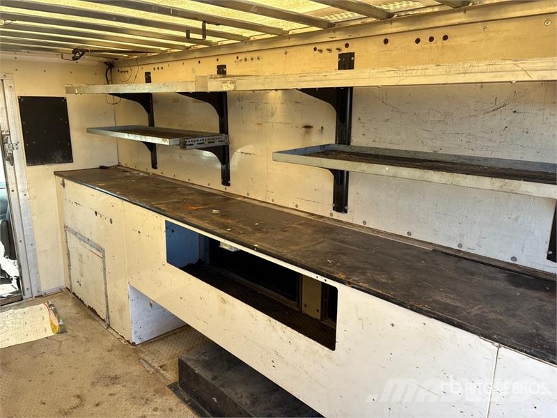 Ford E450 4x2 Service Truck (Inoperable) Komunalna vozila za opštu namenu