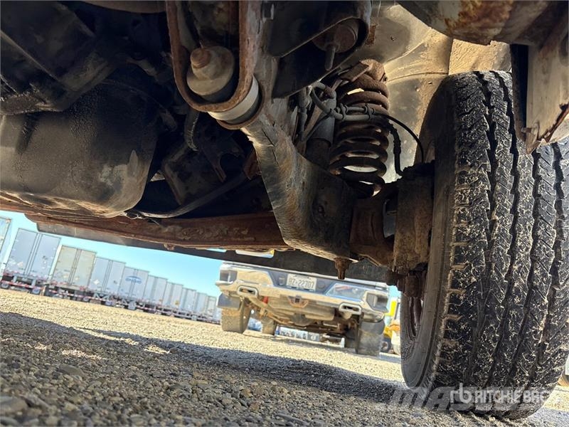 Ford E450 4x2 Service Truck (Inoperable) Komunalna vozila za opštu namenu