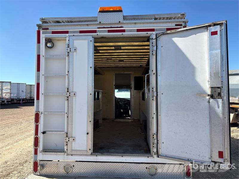 Ford E450 4x2 Service Truck (Inoperable) Komunalna vozila za opštu namenu