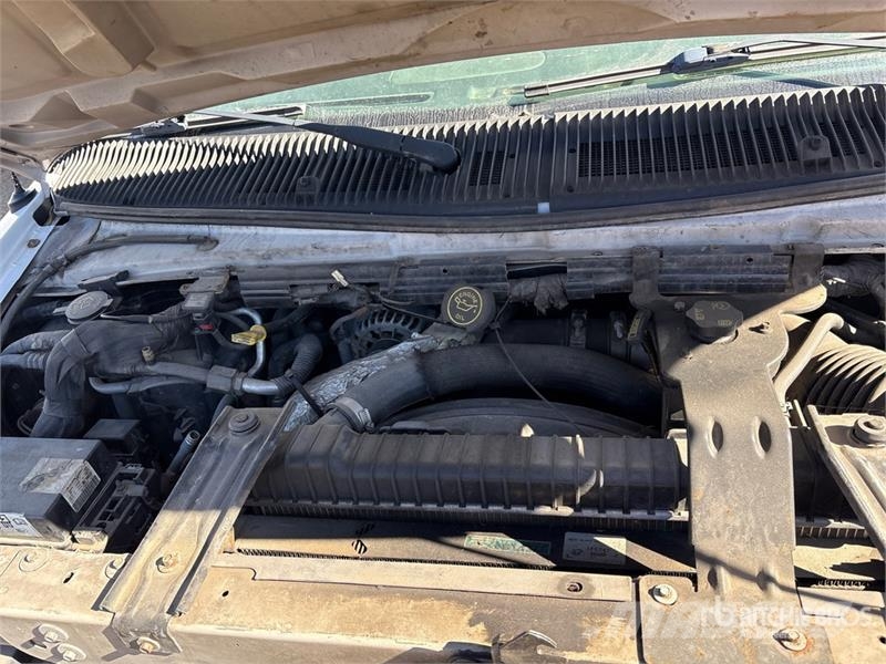 Ford E450 4x2 Utility Truck (Inoperable) شاحنات خفيفة/مفصلية الجوانب