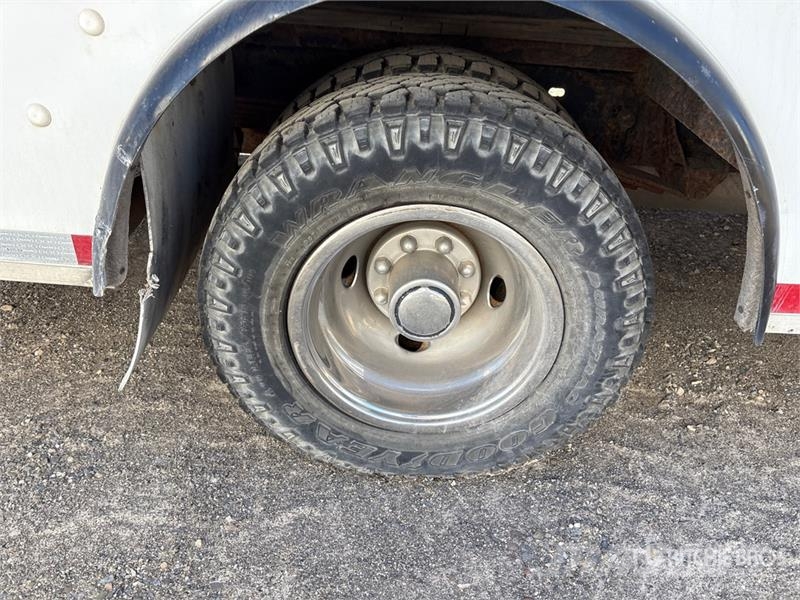 Ford E450 4x2 Utility Truck (Inoperable) شاحنات خفيفة/مفصلية الجوانب