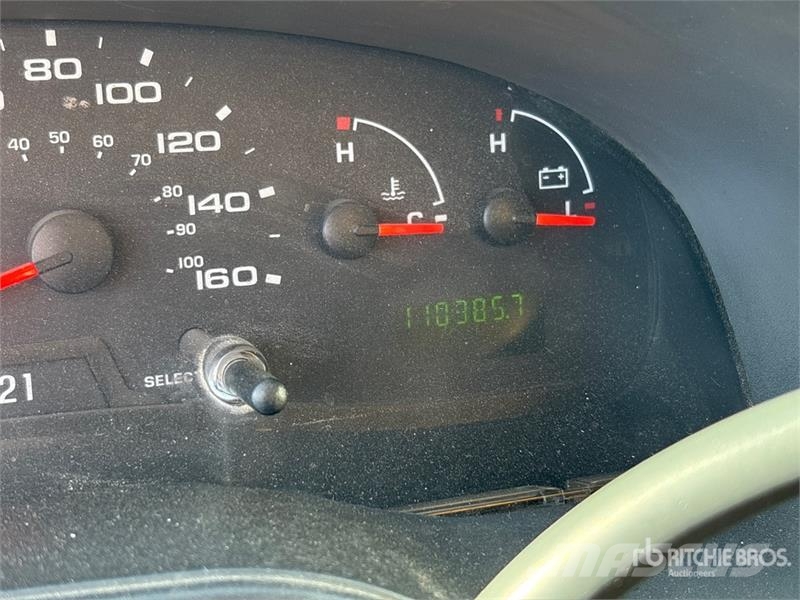 Ford E450 4x2 Utility Truck (Inoperable) شاحنات خفيفة/مفصلية الجوانب