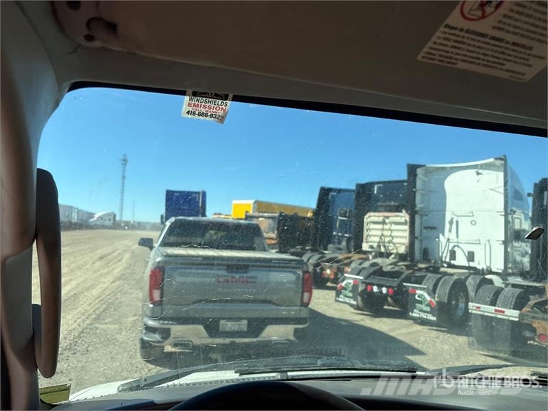 Ford E450 4x2 Utility Truck (Inoperable) شاحنات خفيفة/مفصلية الجوانب