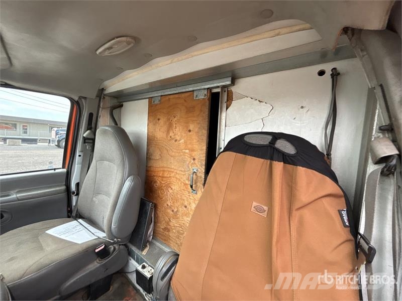 Ford E450 4x2 Van Truck Box body trucks