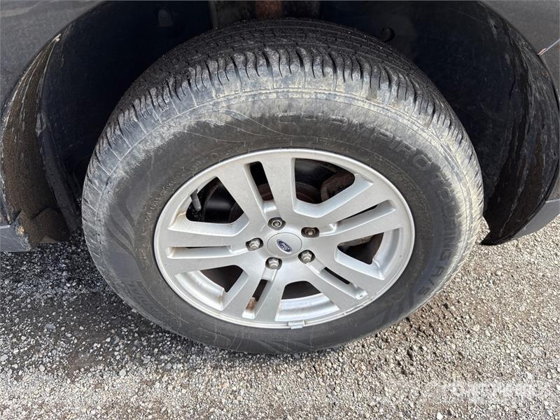 Ford Edge SE Automobile PKWs
