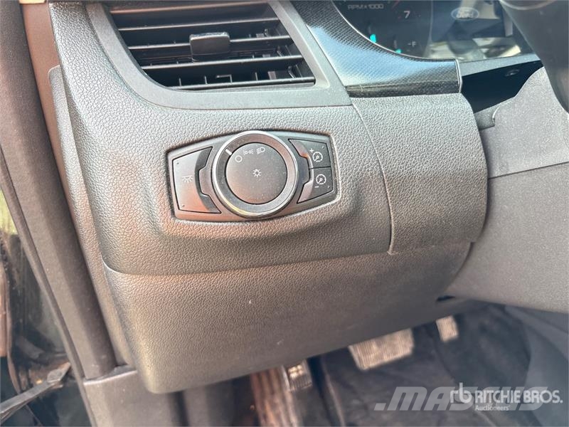 Ford Edge SE Automobile PKWs