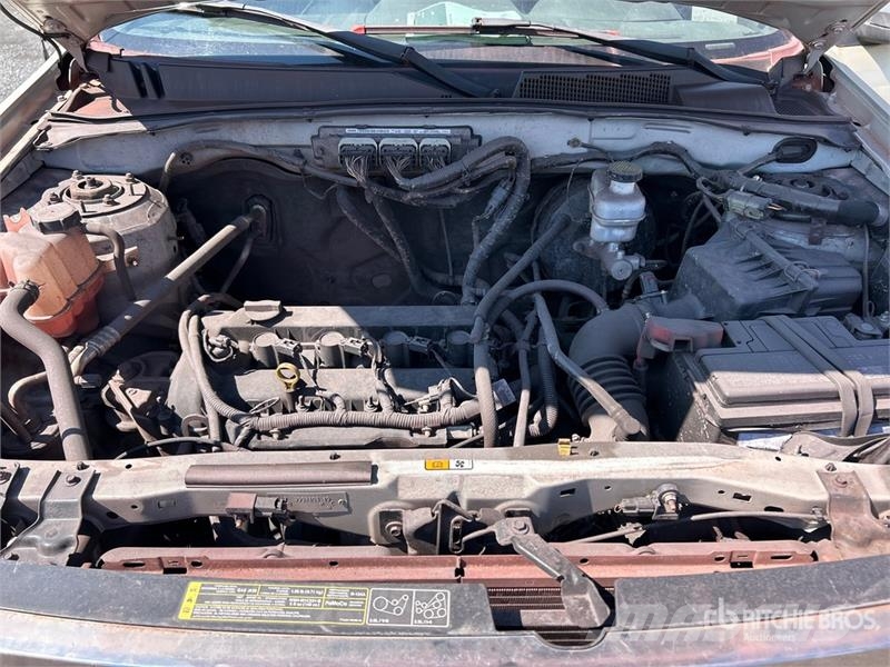 Ford Escape سيارات