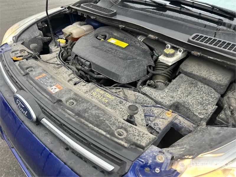 Ford Escape 2WD SUV Automobili