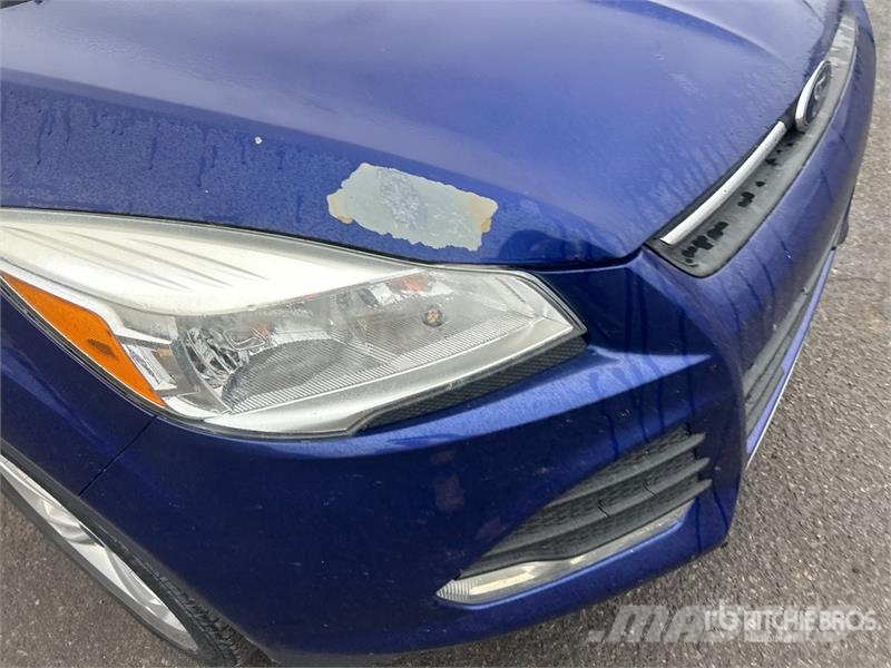 Ford Escape 2WD SUV Automobili
