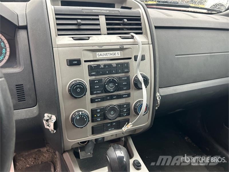Ford Escape 4WD SUV Personbiler