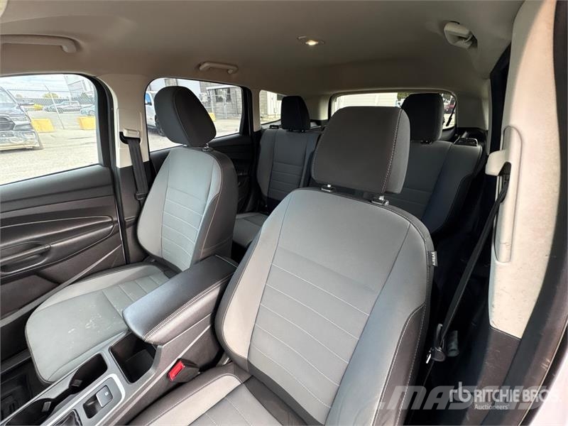 Ford Escape 4WD SUV 汽车