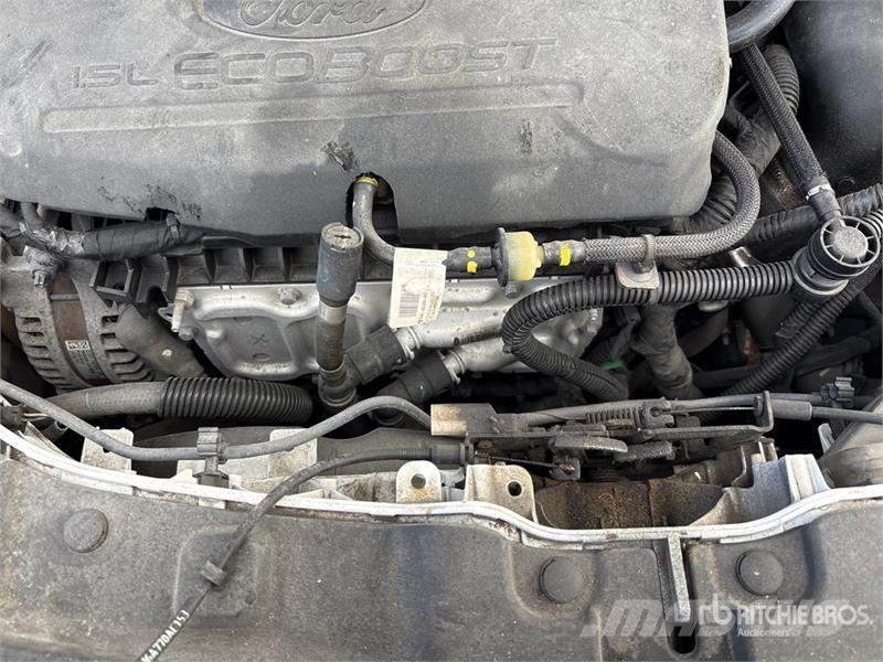 Ford Escape 4WD SUV 汽车