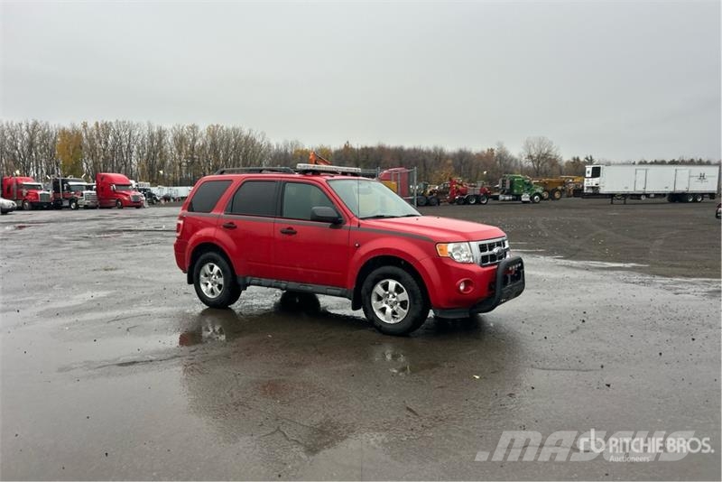 Ford Escape 4WD SUV Personbiler