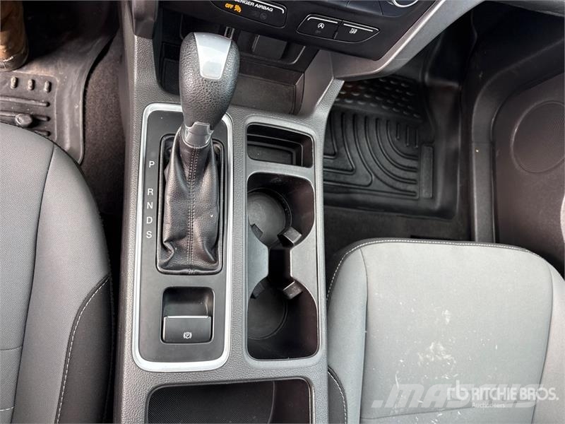 Ford Escape 4WD SUV 汽车
