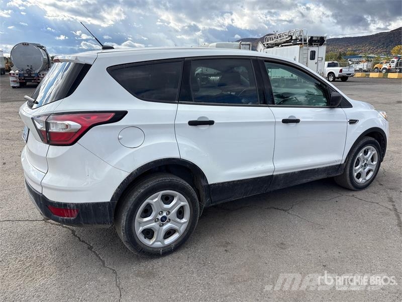 Ford Escape 4WD SUV 汽车