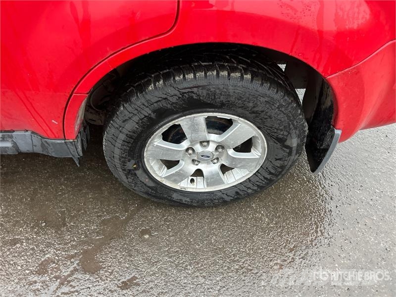 Ford Escape 4WD SUV Personbiler