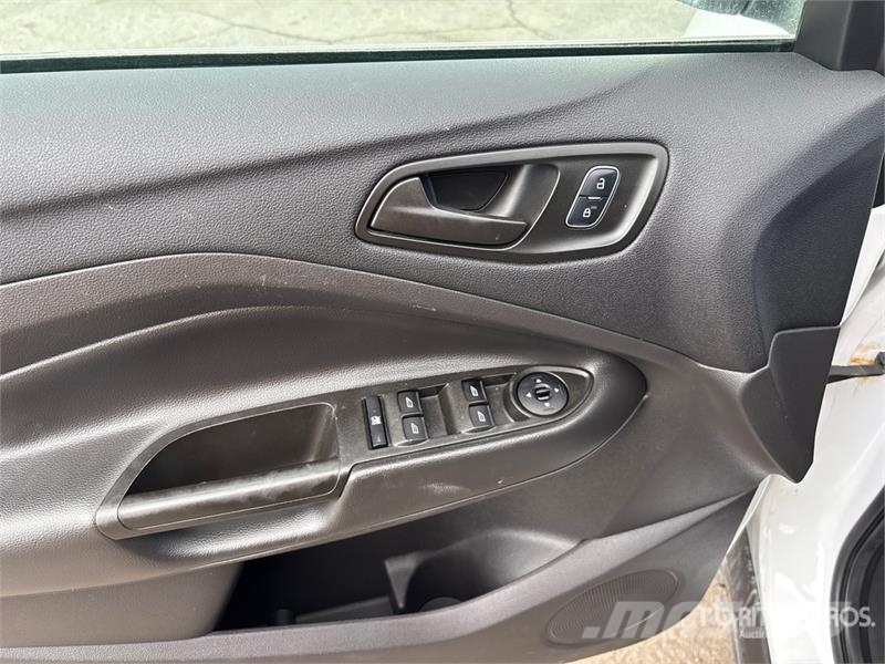 Ford Escape 4WD SUV 汽车