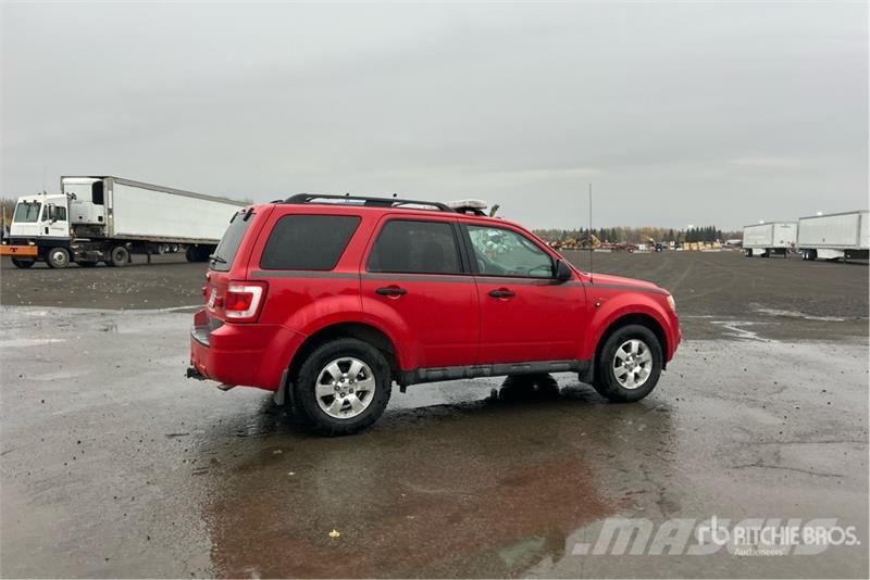 Ford Escape 4WD SUV Personbiler