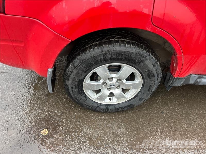 Ford Escape 4WD SUV Personbiler