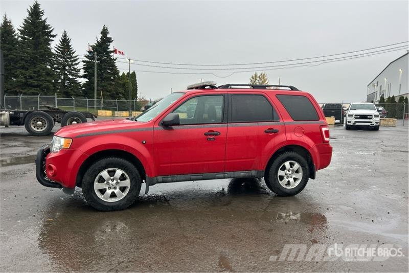 Ford Escape 4WD SUV Personbiler