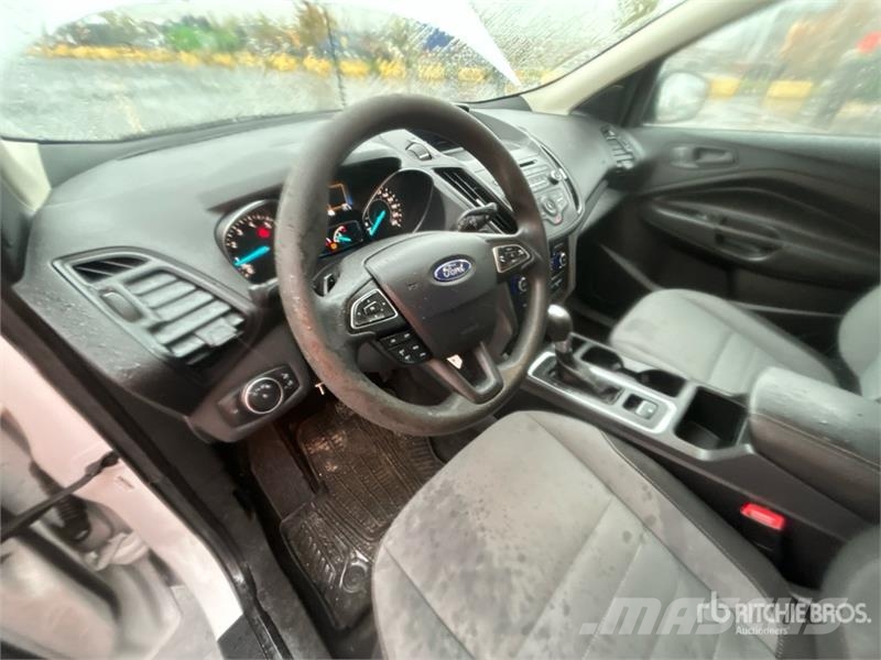 Ford Escape AWD 4WD SUV Automobily