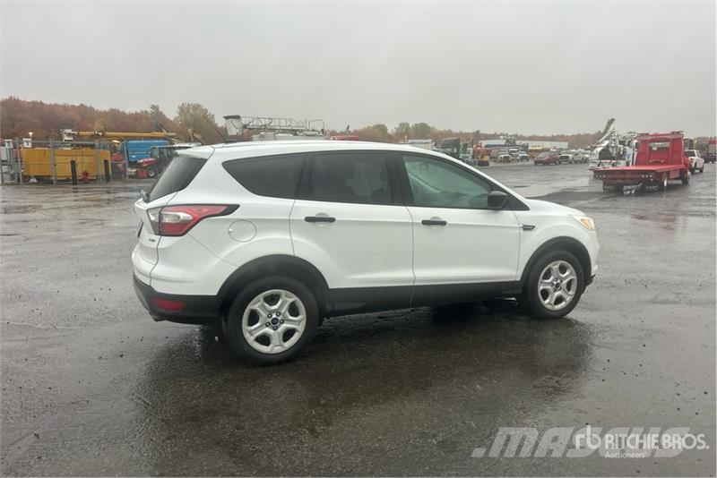 Ford Escape AWD 4WD SUV Automobily