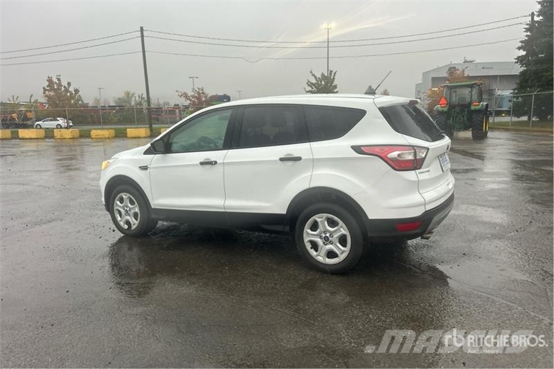 Ford Escape AWD 4WD SUV Automobily