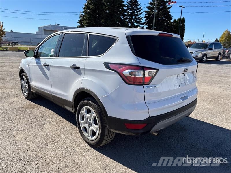 Ford Escape AWD 4WD SUV Auto's