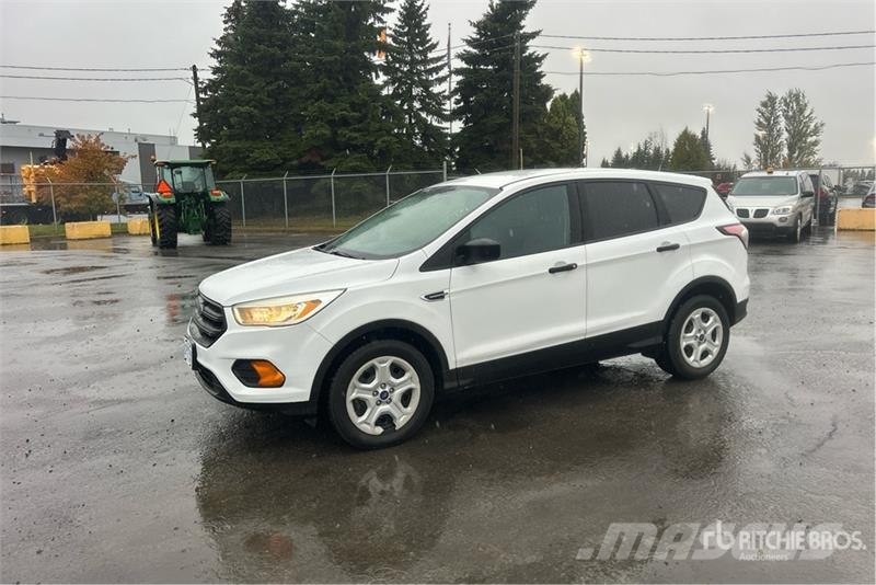 Ford Escape AWD 4WD SUV Automobily