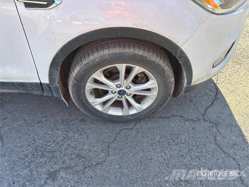 Ford Escape SE 4WD SUV Automobili