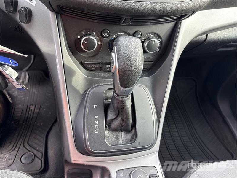 Ford Escape SE 4WD SUV Auto's