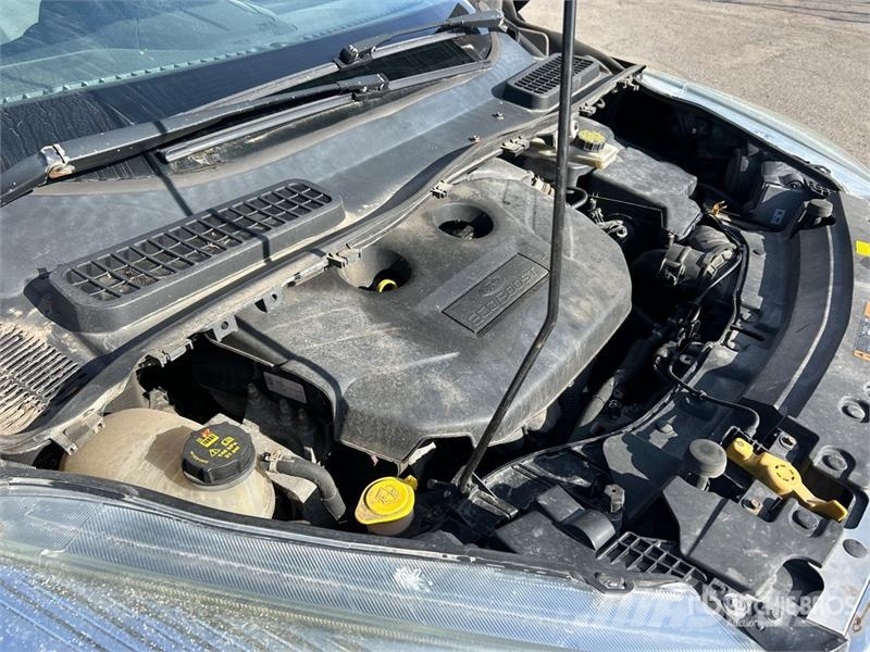 Ford Escape SE 4WD SUV 汽车