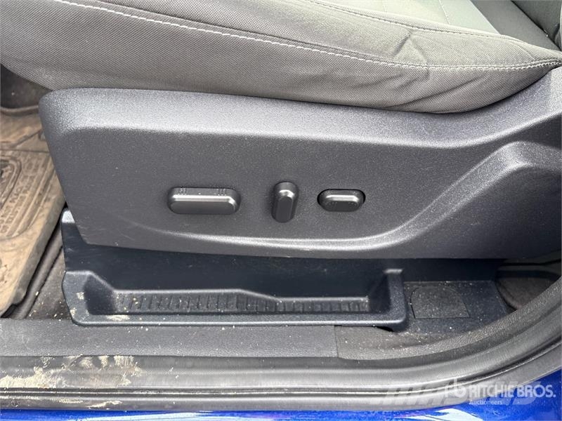 Ford Escape SE 4WD SUV Автомобілі