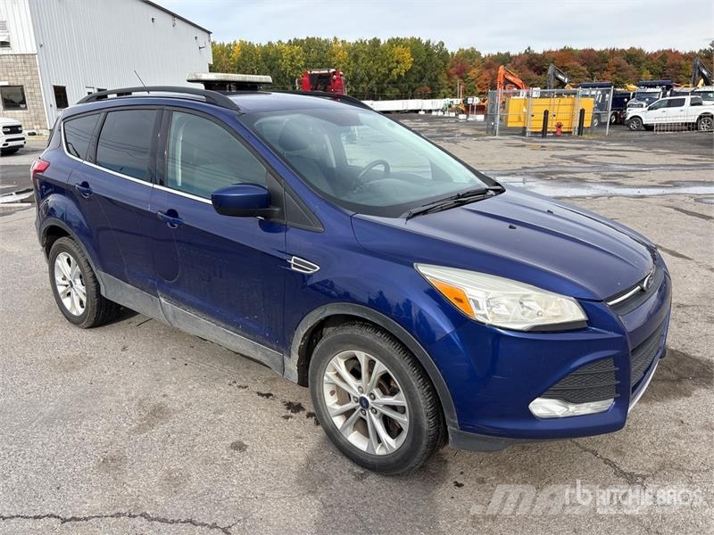 Ford Escape SE 4WD SUV Автомобілі